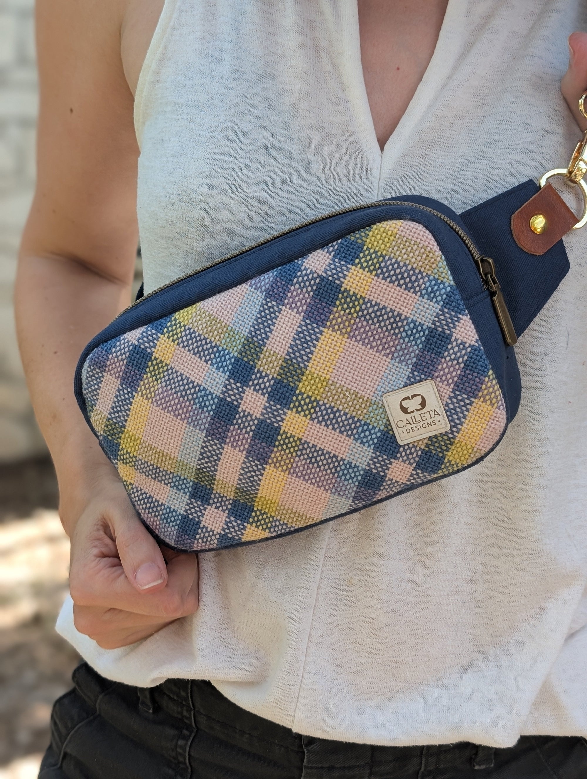 Live Oak Crossbody