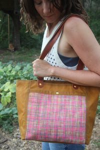 Live Oak Tote - Summer Bloom